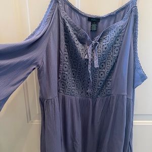 Rue 21 Blue cold Shoulder shirt. Size 3x